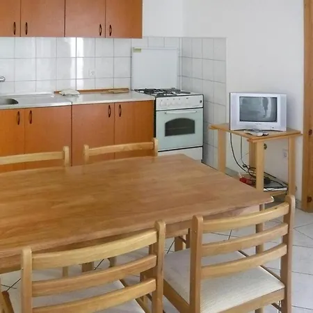 Dervic - Cdn02080-dyb Apartamento Vir