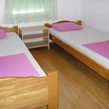 Apartamento Dervic - Cdn02080-dyb Vir