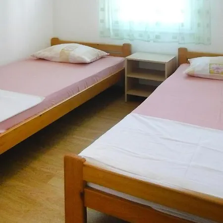 Dervic - Cdn02080-dyb Apartamento *